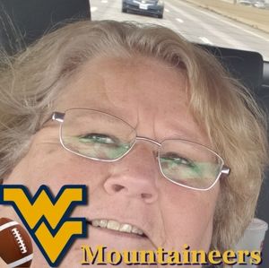 Meet your Posher, Connie